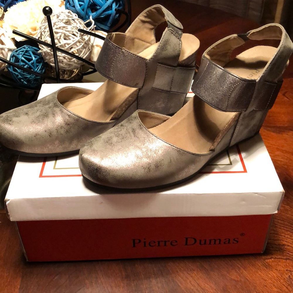 Comfortable wedges